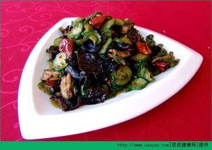 生瓜能不能和木耳一起吃,营养互补还是相克之谜